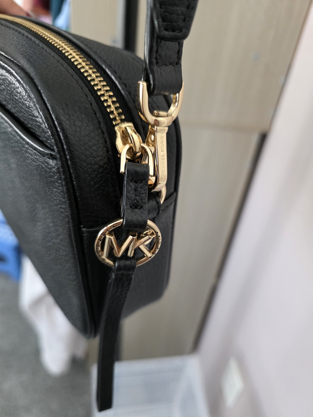 Michael Kors Black Pebbled Leather Camera Bag with Gold Accents - Picture 4 of 5